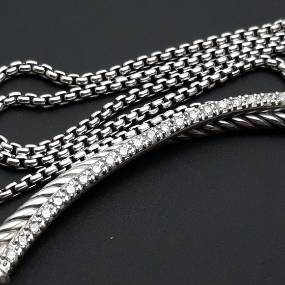 David Yurman Crossover Bar Necklace - Picture 2 of 6